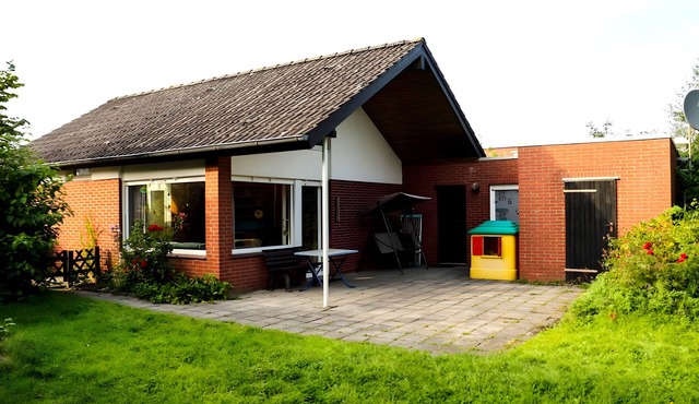 Nordsee-Ferienhaus mit Terrasse