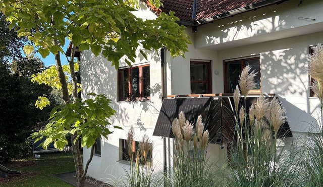 OhPardon! Michelbach. Luxurious vacation apartment with garden & sauna.