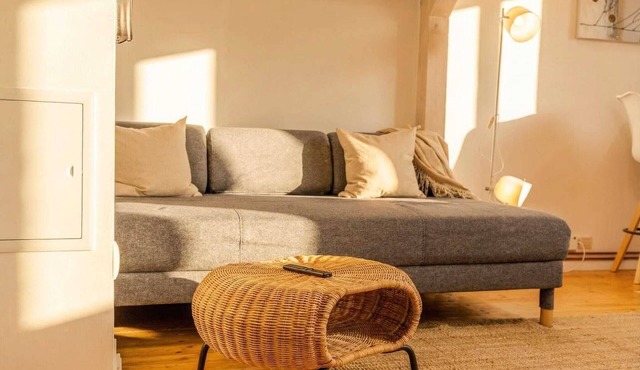 Old Town Maisonette Modern and Cosy near the Harbour