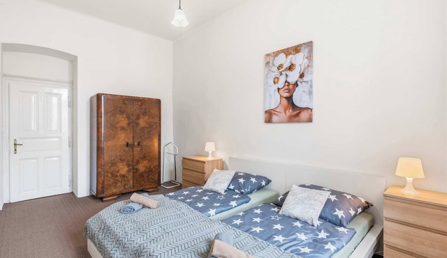 Old Town Suite Apartworld