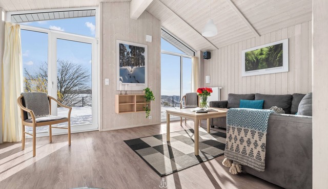 Panoramablick 53 - cozy vacation home for 10 people with sauna & whirlpool tub