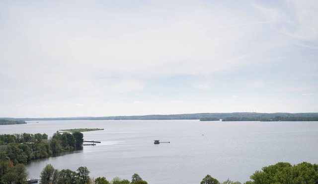 Panoramic view vacation apartment with balcony in Plön