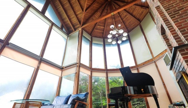 Pension Yangpyeong Lake Cabins