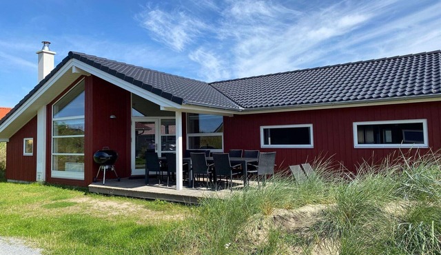 Pet-Friendly Coastal Base