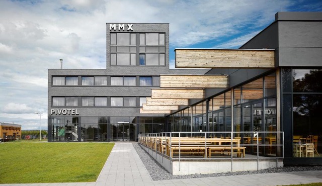 Pivotel MMX