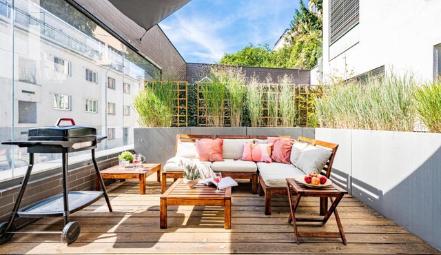 Prague Days - Premium Studios w Stunning Terraces - Easy City Access