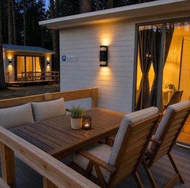 Premium Bungalow Ferienwohnung auf Rügen - bis 5 Personen - nur 100m zum Naturstrand - mitten im Wald - Familien und Hunde herzlich willkommen - Feriensiedlung Schwalbennest