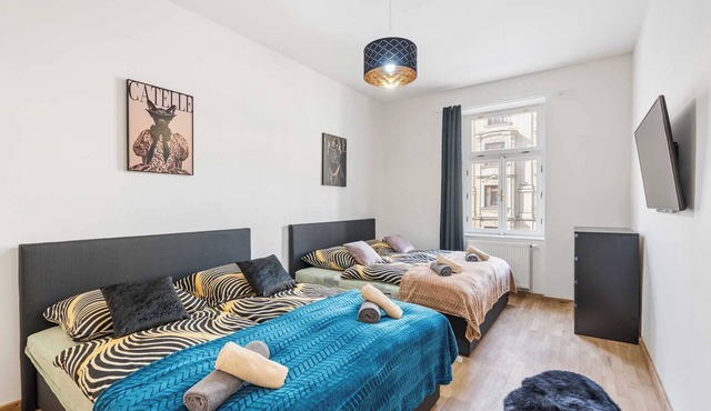 Prime Chief Suite Apartworld