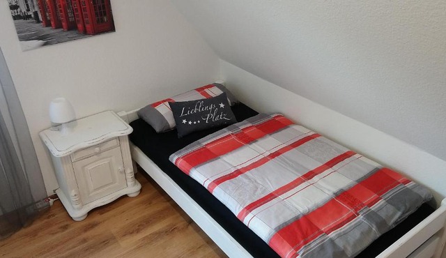 Privates Einzelzimmer bei der Weser-Ems-Halle