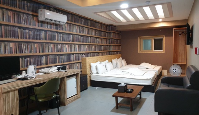 Queens Motel Jinju