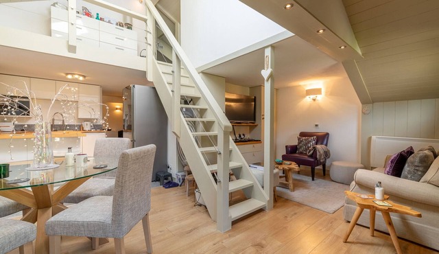 Quiet 3-room apartment in Allues with WIFI and parking
