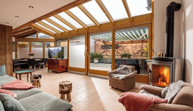 Quietly located apartment in the center of Kirchberg with sauna