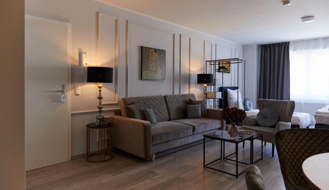 R B Apartment Hamburg Comfort am Flughafen für 1-5 Personen - ideal für Geschäftsreisende und Familien - Küche - Smart TV - Waschtrockner - kostenloser Parkplatz