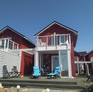 Ranta-Sumpun Helmi 10 Beach house with sauna