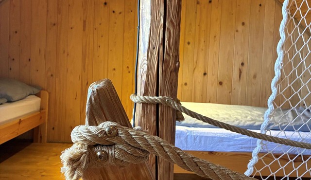 Relax in a vacation home in a quiet nature park, 20 minutes from Prague.