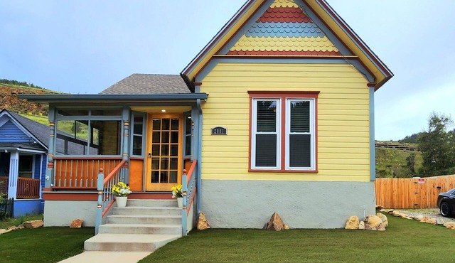 Remodeled home in the heart of historic Idaho Springs STR 2022-12