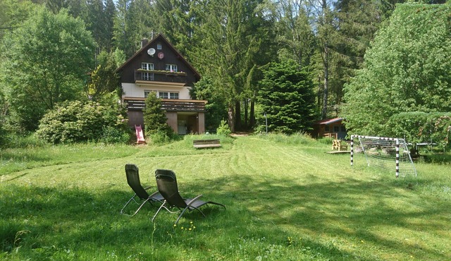Romantic forest house "Lucas" with a beautiful garden and sauna