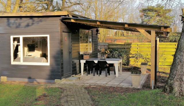 Rustic log cabin/chalet in a quiet location in the middle of nature in East Friesland