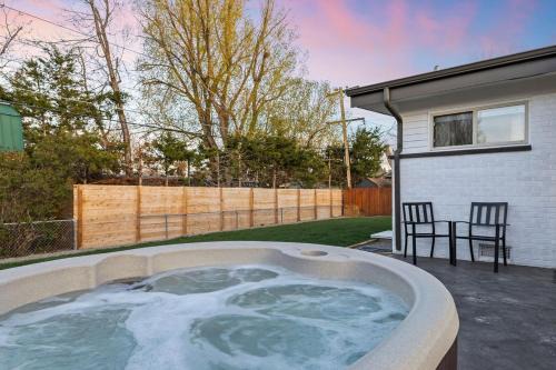 Sauna- Hot Tub- Garage Game Room- Outdoor Dining