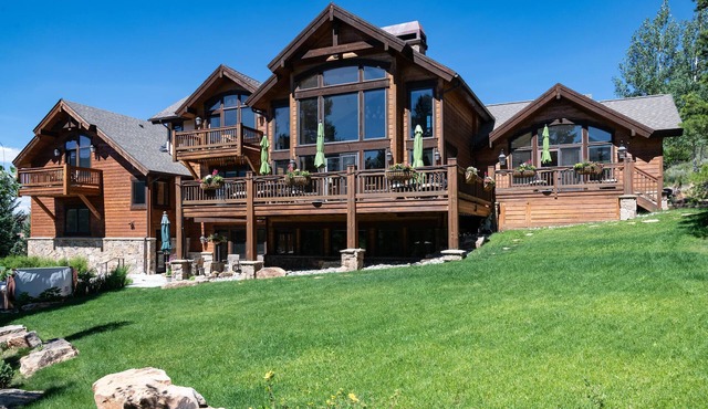Silverview at Highlands Home: Mountain Luxury