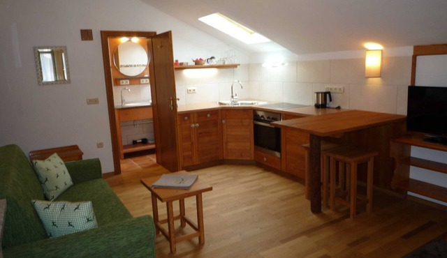 Single apartment no. 9, 2nd floor, east-facing balcony - Gästehaus Johanna