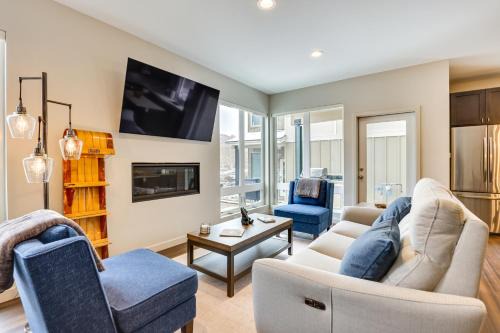 Ski-In/Ski-Out Granby Getaway w/Fire Pit!
