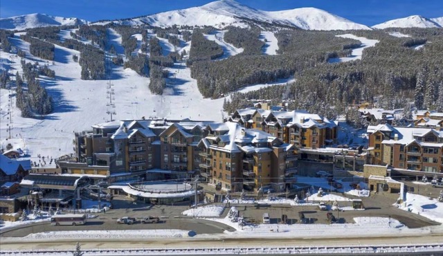 Ski In Ski Out Luxury 3BR Grand Colorado Peak 8 - April 4 - April 11, 2027