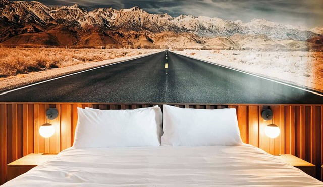Snowy Peaks Getaway | La Vista Motel | 212