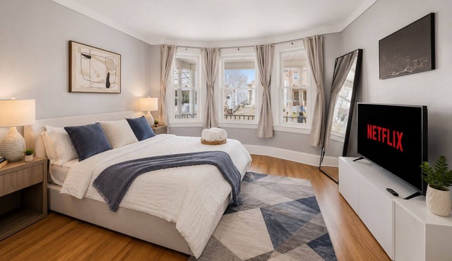 Spacious 10BD Home - 12 min NYC & MetLife
