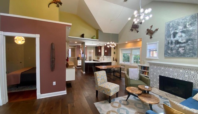 Spacious Bungalow in Sunnyside.