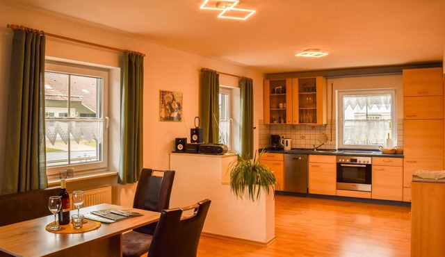 Spacious, comfortable * Spruce vacation apartment with two bedrooms