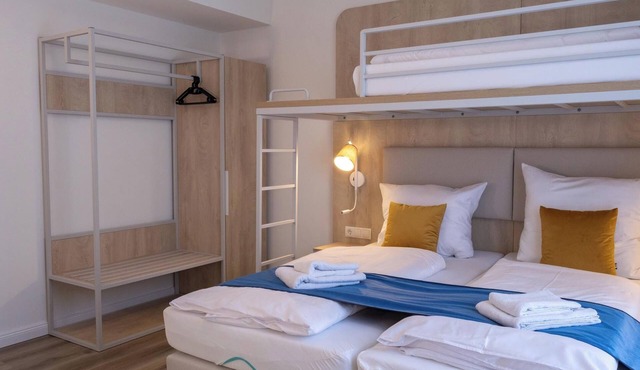 Spacious room for 2 people with private bathroom