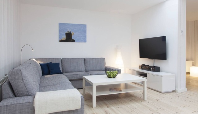 Spacious townhouse apartment in the backyard with balcony, whirlpool, sauna