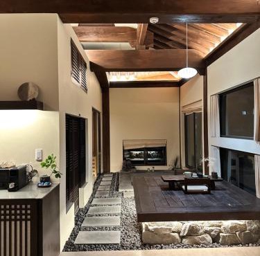 Stay Musso - Traditional Hanok with Private Jacuzzi