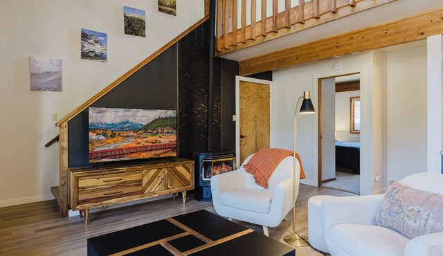 Steps from Lake Pagosa | A/C | Dogs Welcome | Mountain Townhome
