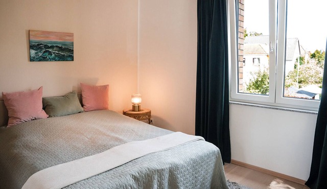 Stilvolles Ambiente in Niendorf - Stylish short-term accommodation in leafy Hamb