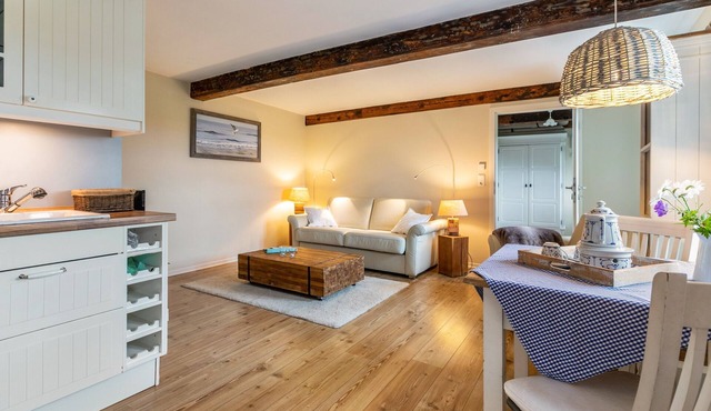 Studio Apartment 'Der Silberhof Von 1856 - Heine' with Terrace, Shared Garden and Wi-Fi