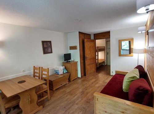 Studio cosy avec balcon ouest, WIFI, parking couvert - FR-1-512-219