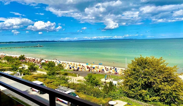 Studio mit Panorama-Meerblick und direkter Strandlage in Scharbeutz