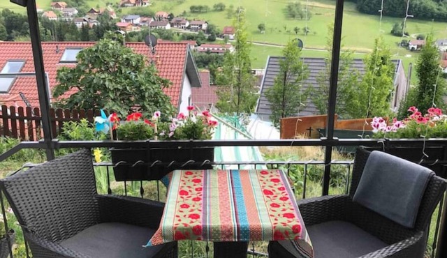 Studio Nichoir Avec Balcon et Jardin
