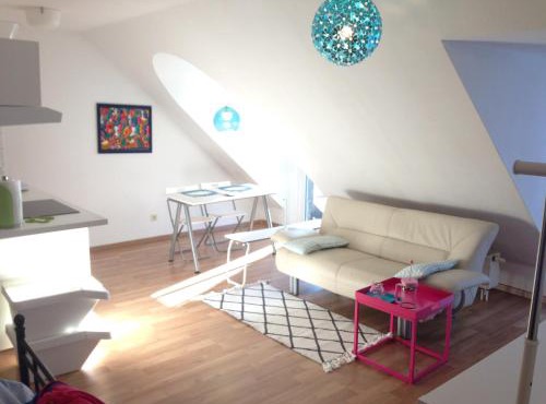 Studio Ochsenfurt mit sonnigem Balkon