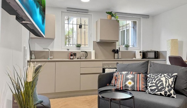 Stuttgarter Apt mit Terrasse für 4 Pers