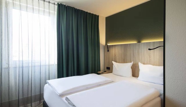 Stylish Studio Stay | Pets Welcome | Near Stuttgart City Center - 5.2 miles