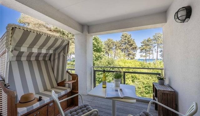 Stylish vacation apartment with a fantastic view of the Baltic Sea