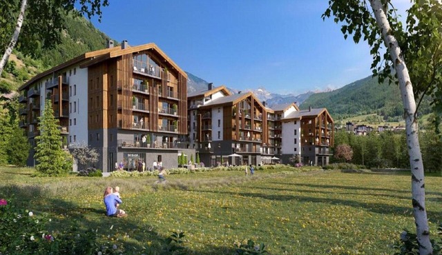 Sunny Alpine Retreat with Sauna, Pool