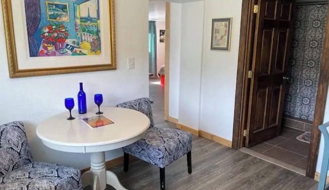 Sunset Casita 2 bedroom pet friendly Guest Ranch