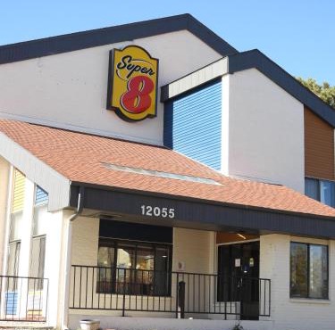 Super 8 by Wyndham Westminster Denver North