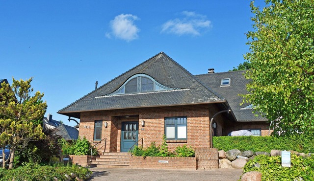 Super vacation apartment with fireplace at the harbor in Seedorf 09 - 09 large vacation home with