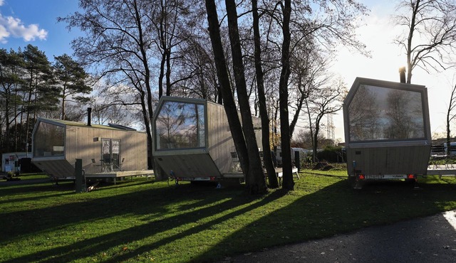 Sustainable Tiny House Pioneer by the natural bathing lake in Friesland