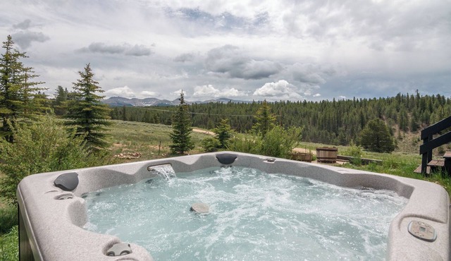 Sweet Dreams -MtnViews & Hot Tub